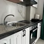 Stylish With Private Terrace - Side