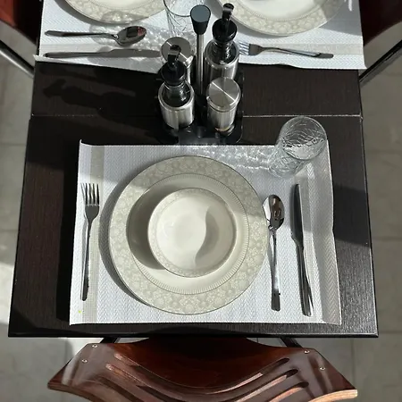 Апартаменты Stylish With Private Terrace - Side